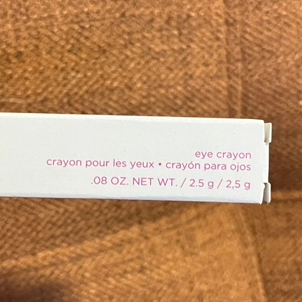 Mary Kay eye crayon